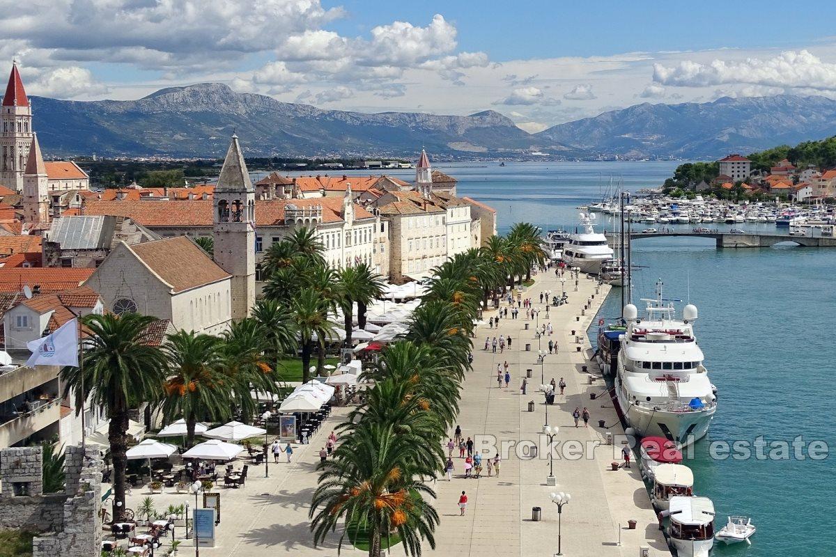 001-2035-168-Trogir-Building-land-near-the-city-center-for-sale