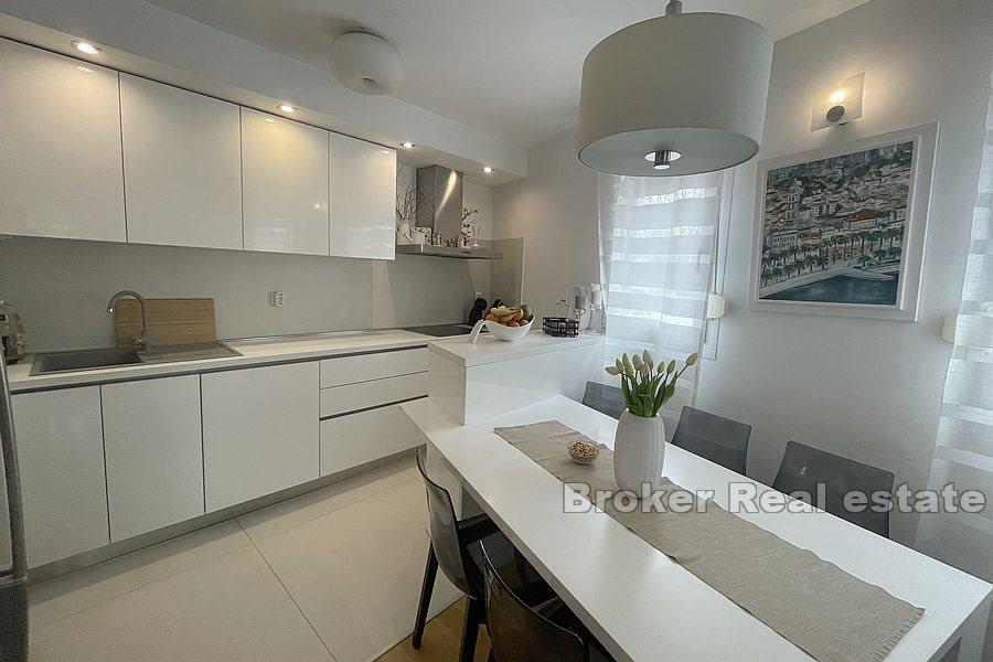 Žnjan, dwupokojowy apartament z tarasem