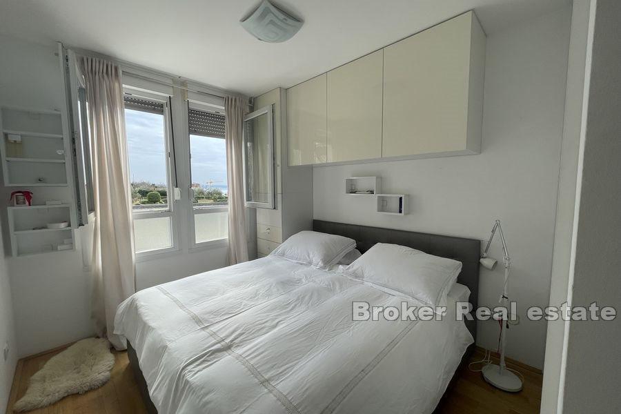 Žnjan, two bedroom apartment with terrace