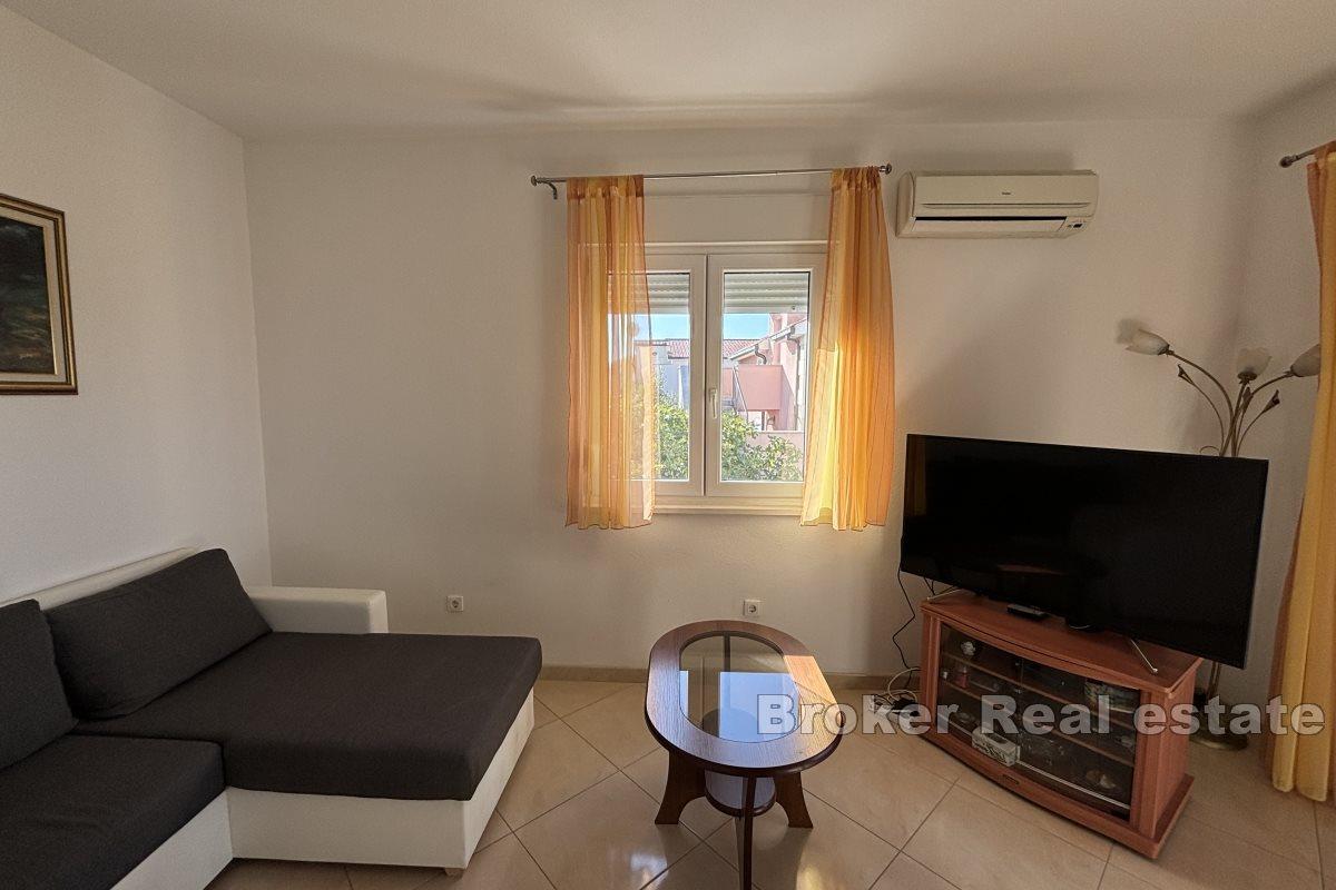 Zwei-Zimmer-Wohnung mit Meerblick