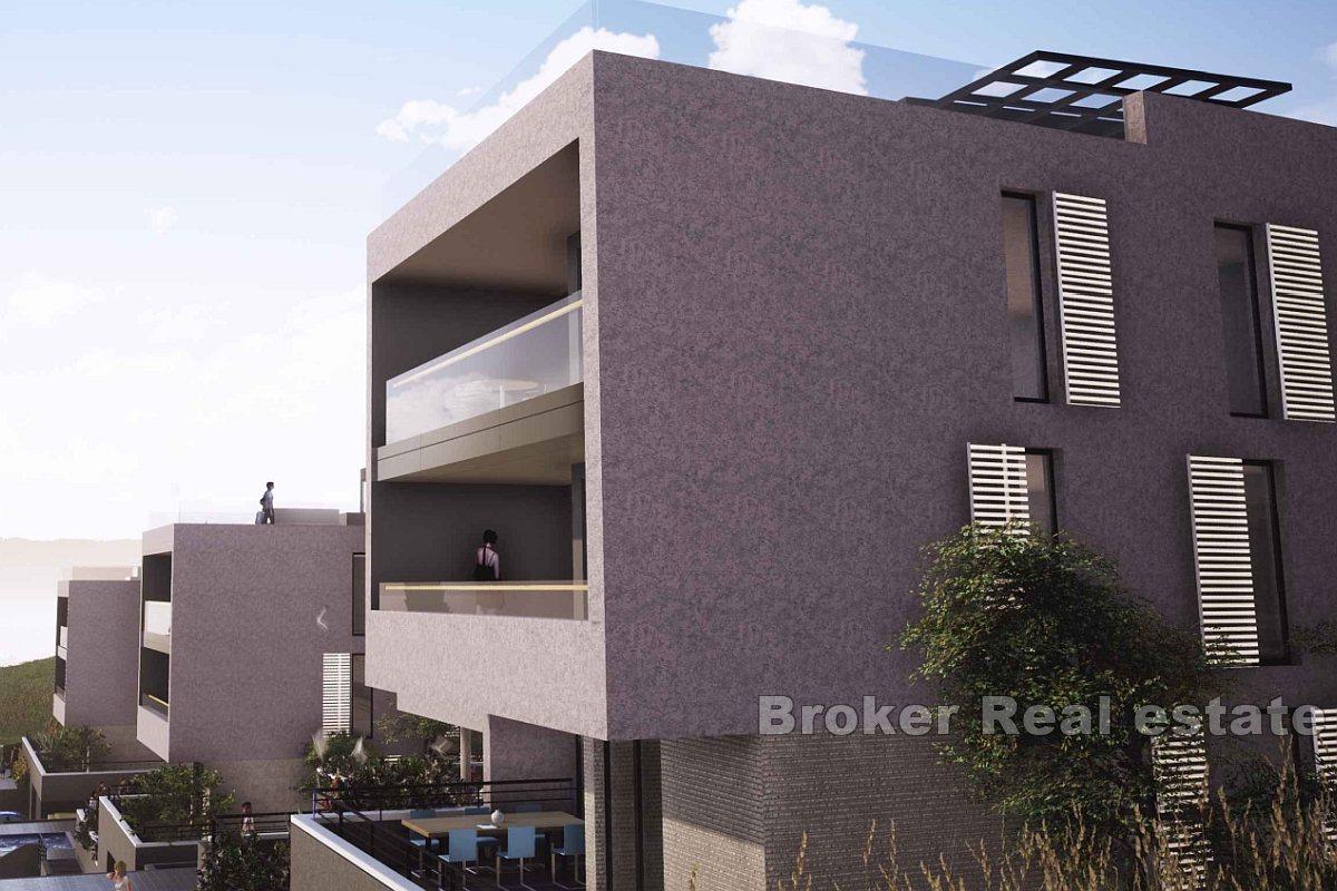 Appartement de luxe à deux étages avec vue sur la mer
