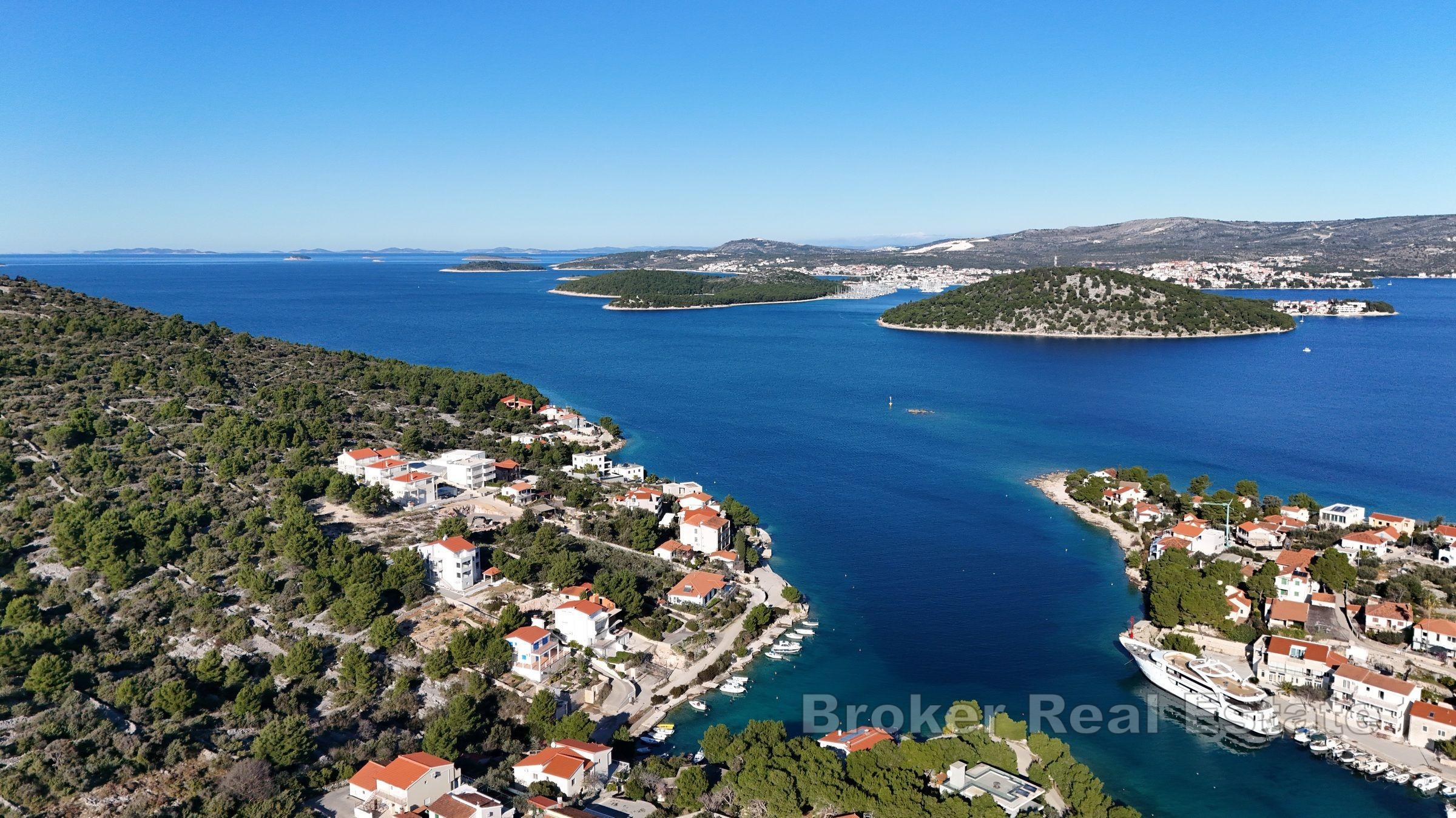 Baugrundstück in der ersten Reihe zum Meer