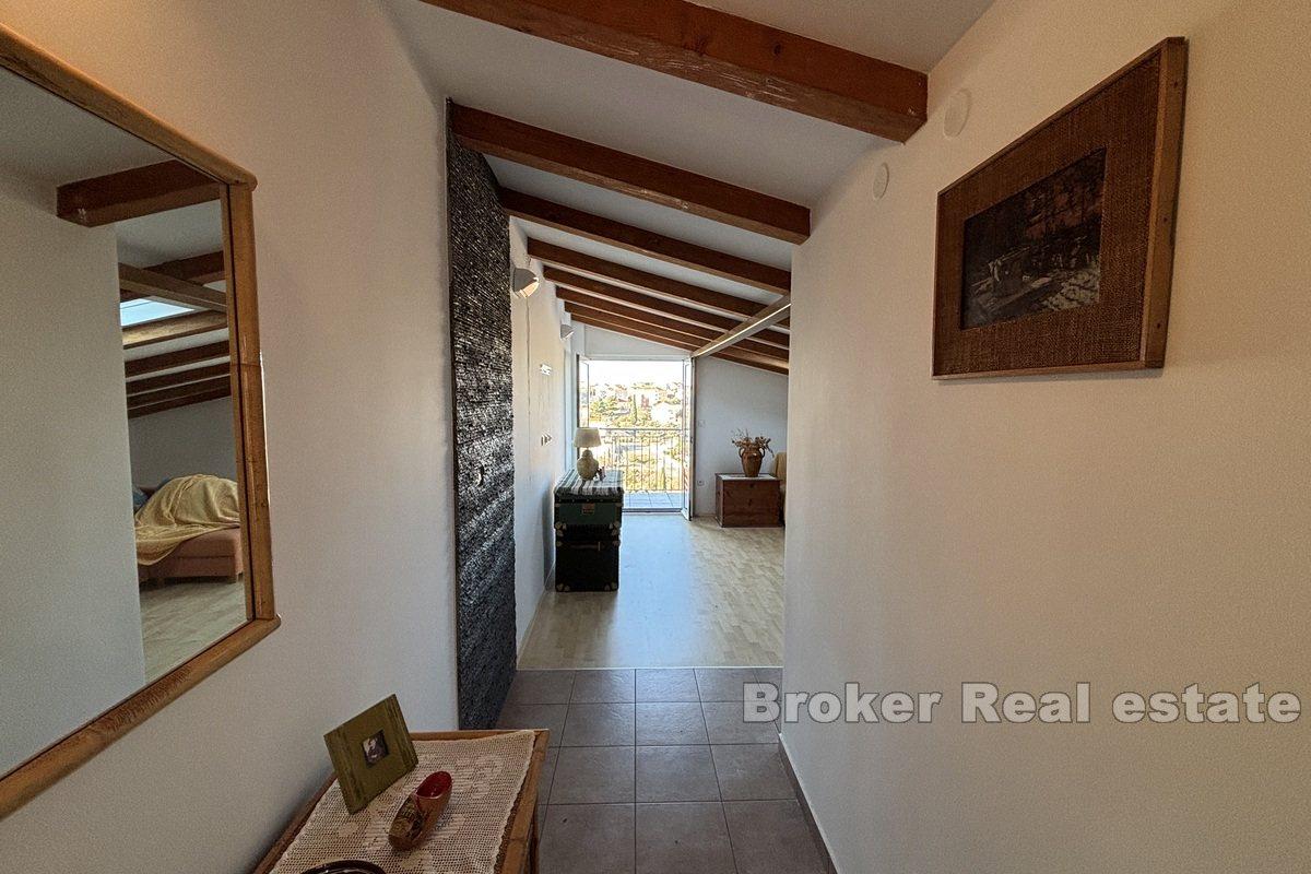 Tomannsbolig med havutsikt