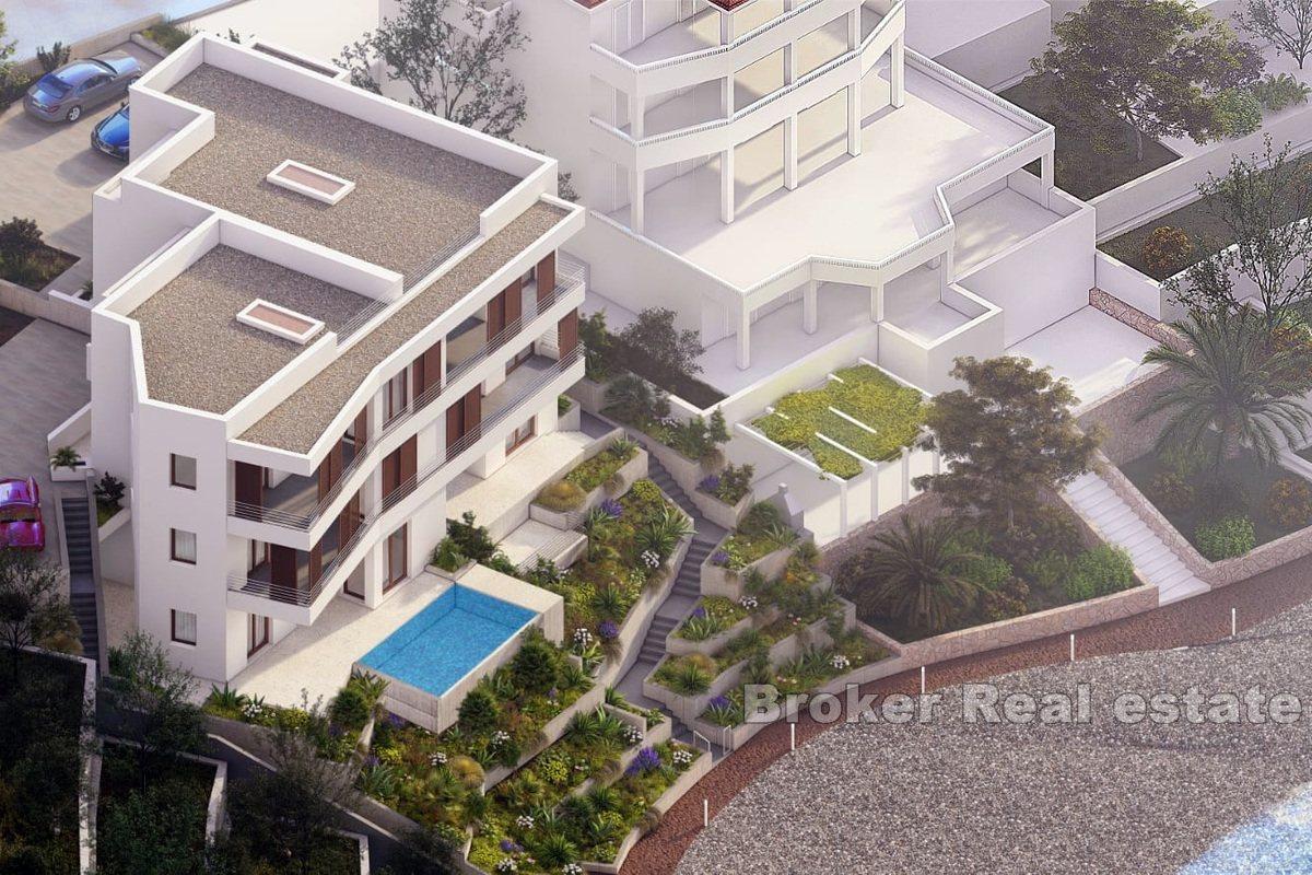 Luxuriöse Wohnung mit Swimmingpool in der ersten Reihe zum Meer