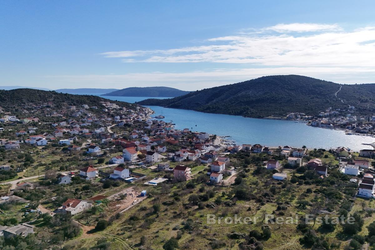Terreno edificabile con vista mare