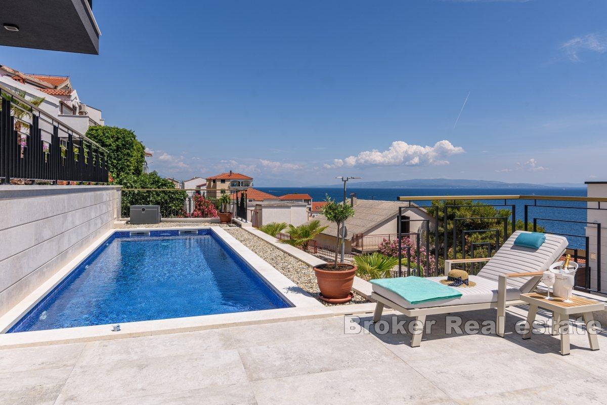 Luxury villa with panoramic sea view