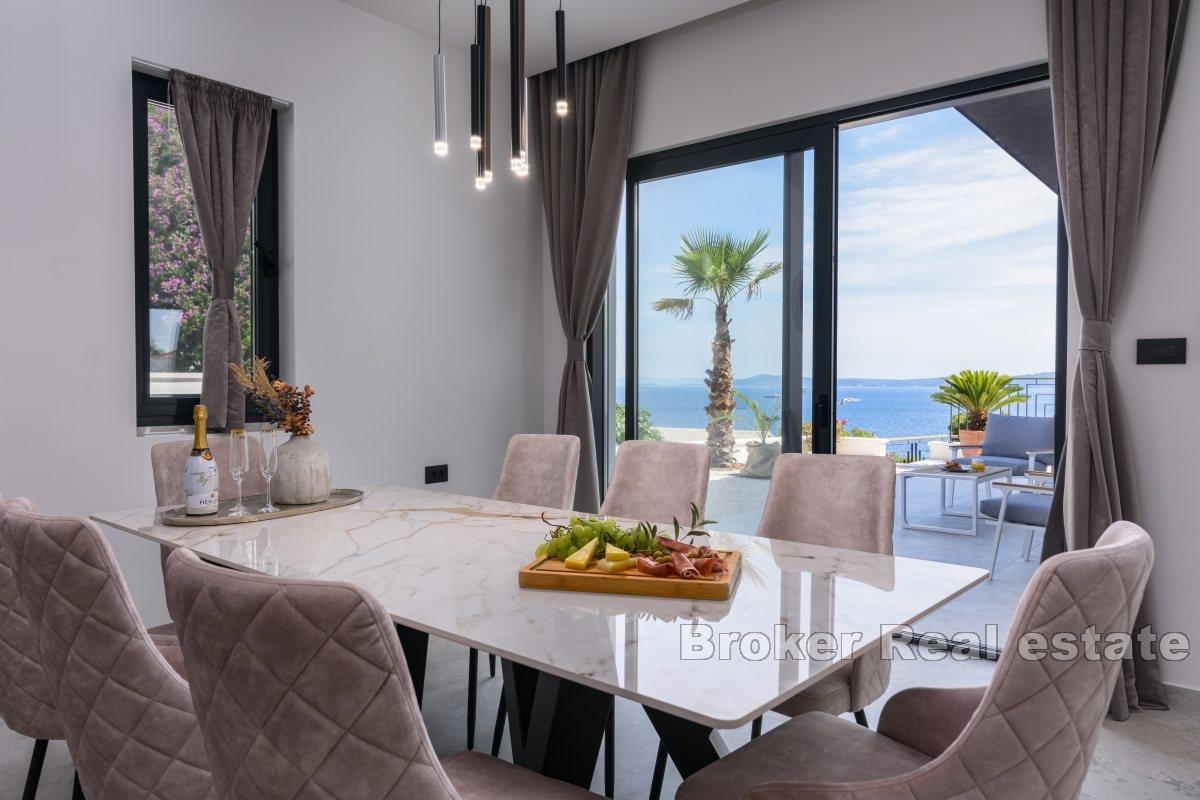 Luxury villa with panoramic sea view