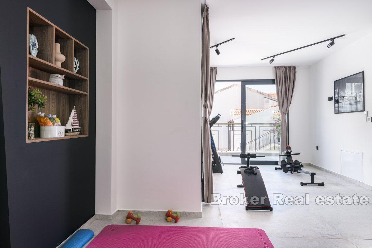 Lyxig villa med panoramautsikt över havet