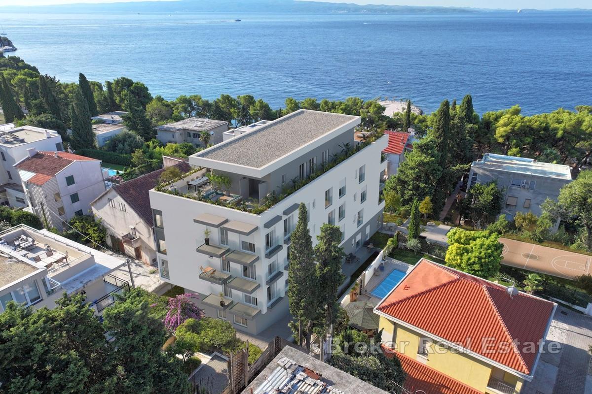 Luksusowy apartament z trzema sypialniami w spokojnej okolicy