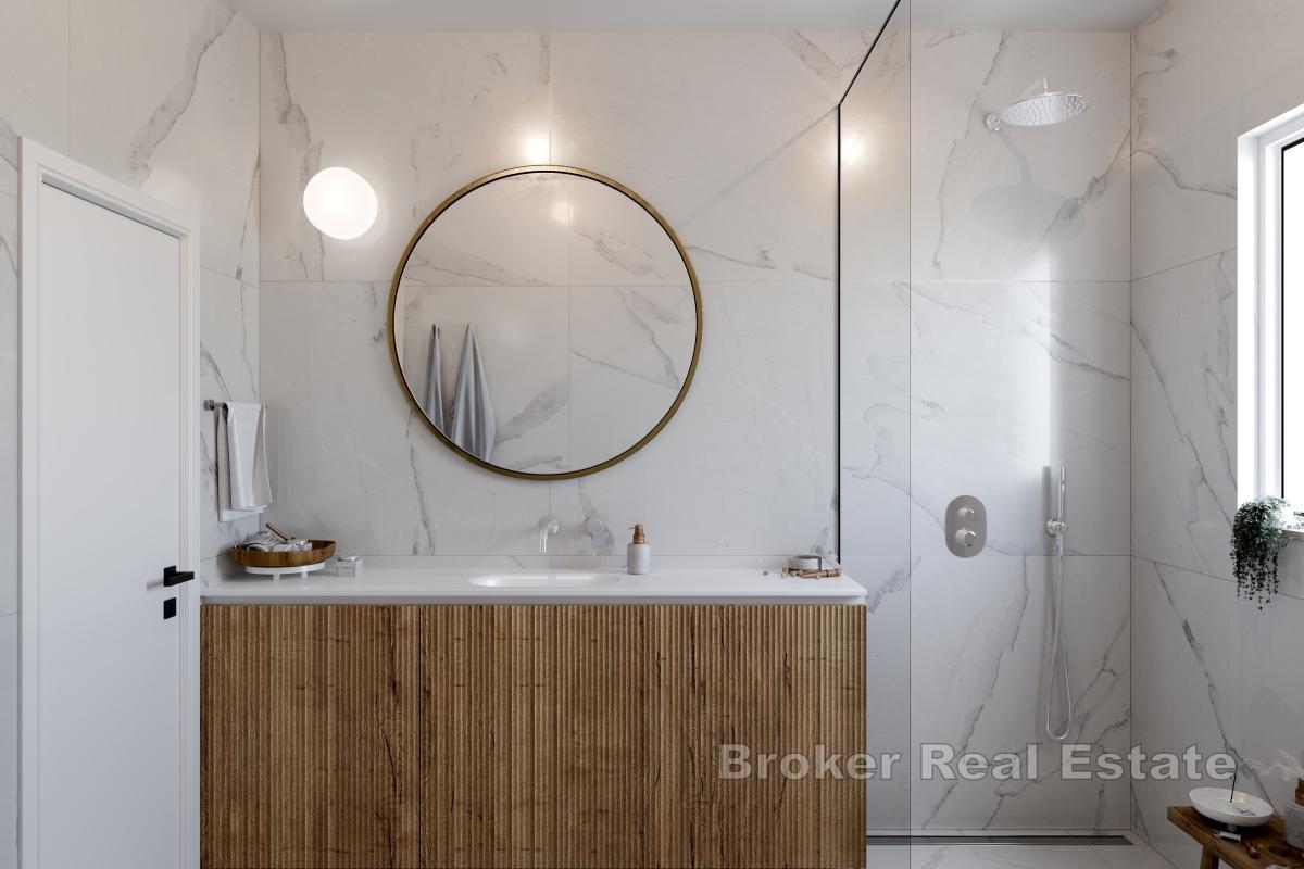 Luksuzan penthouse stan s bazenom i pogledom na more