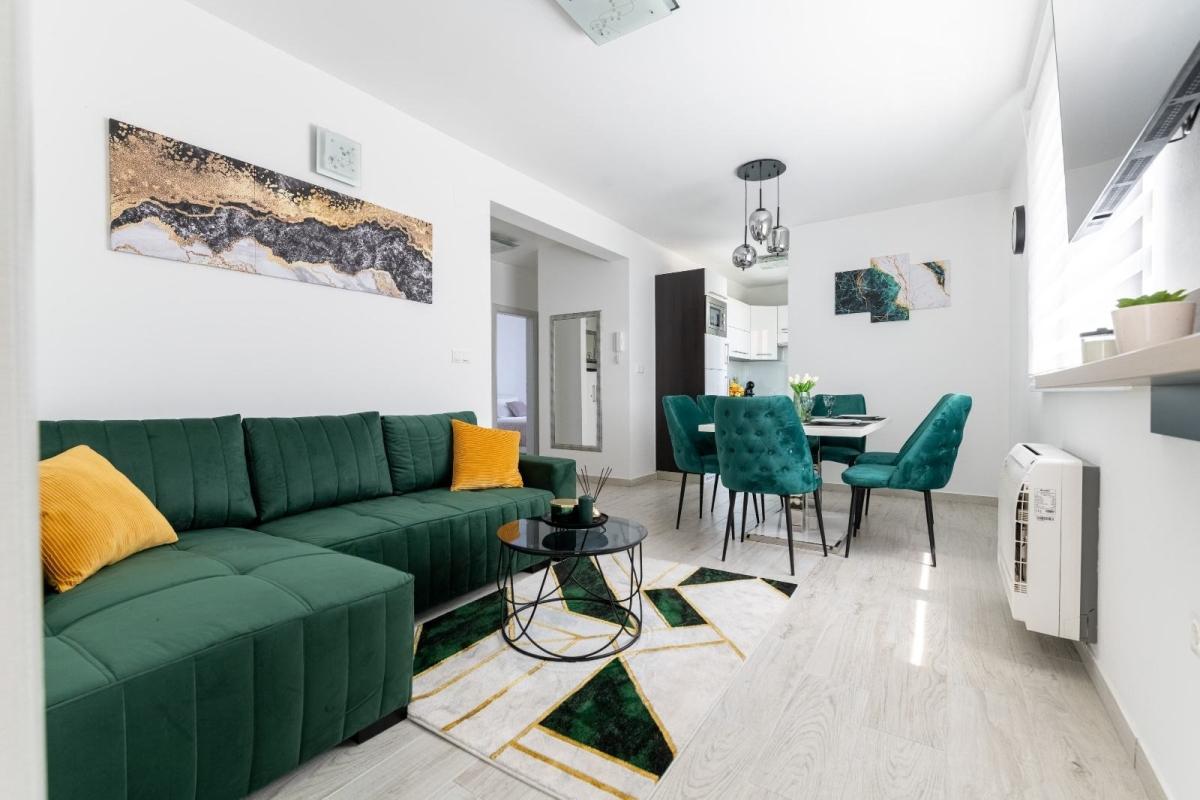 Moderno appartamento con tre camere da letto vicino al centro città