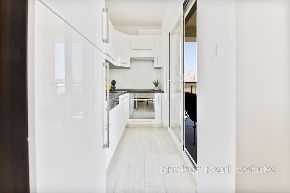 Appartement moderne de trois chambres à proximité du centre-ville