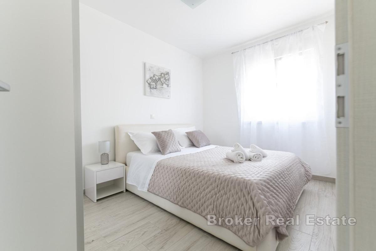 Moderno appartamento con tre camere da letto vicino al centro città