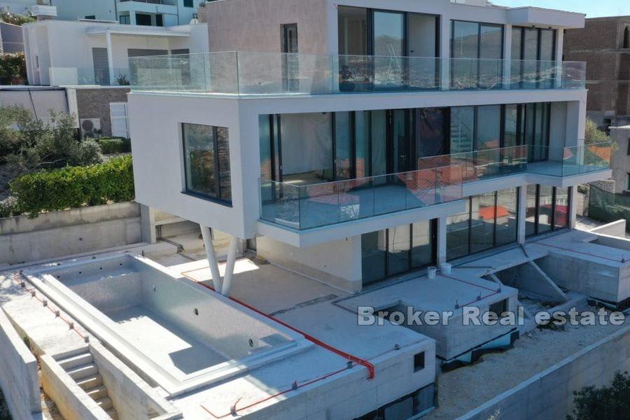 Jedinstvena vila s bazenom i pogledom na more