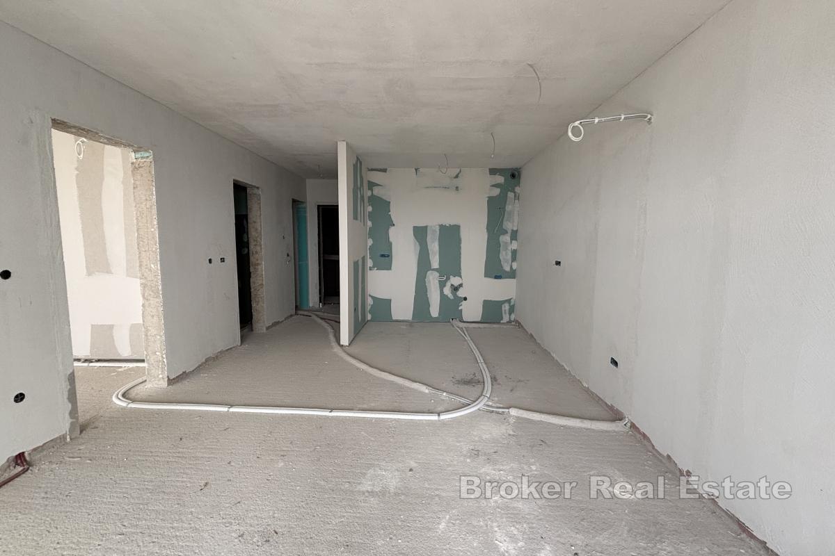 Современные апартаменты с двумя спальнями и видом на море