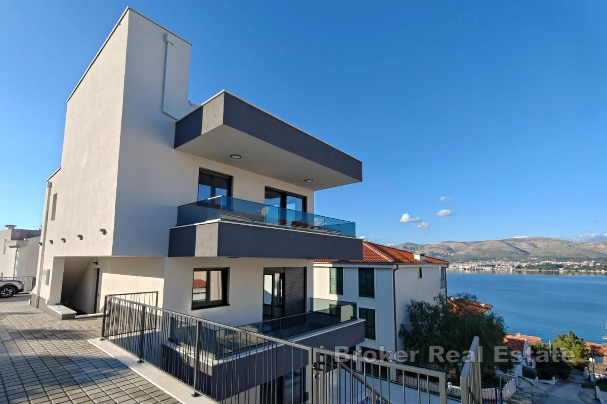Przestronny apartament z basenem i ogrodem