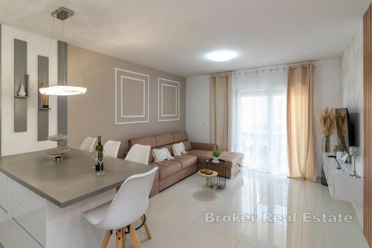 Роскошная двухкомнатная квартира в новом здании