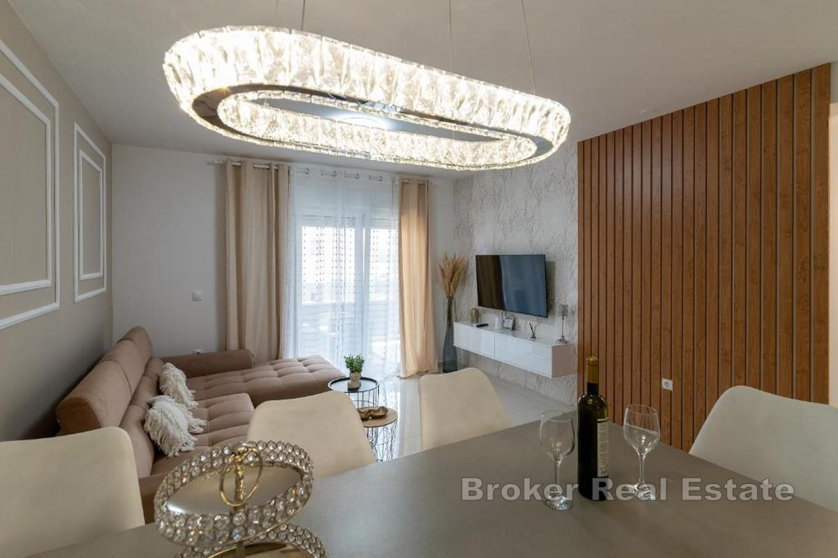 Роскошная двухкомнатная квартира в новом здании