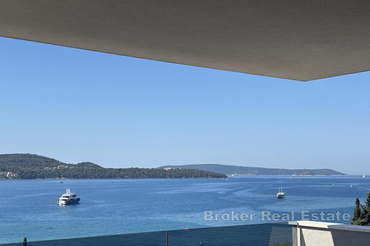 Luxusní penthouse s otevřeným výhledem na moře