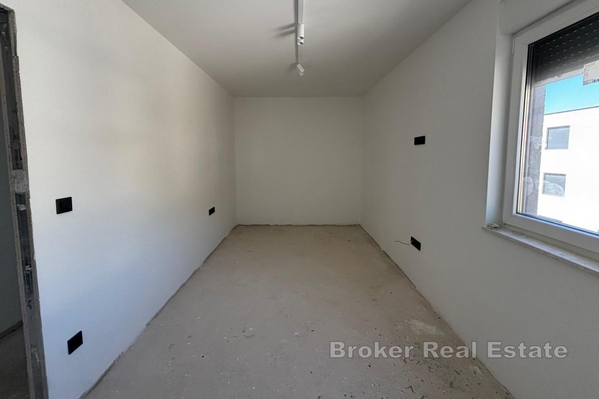 Lussuoso attico con vista mare