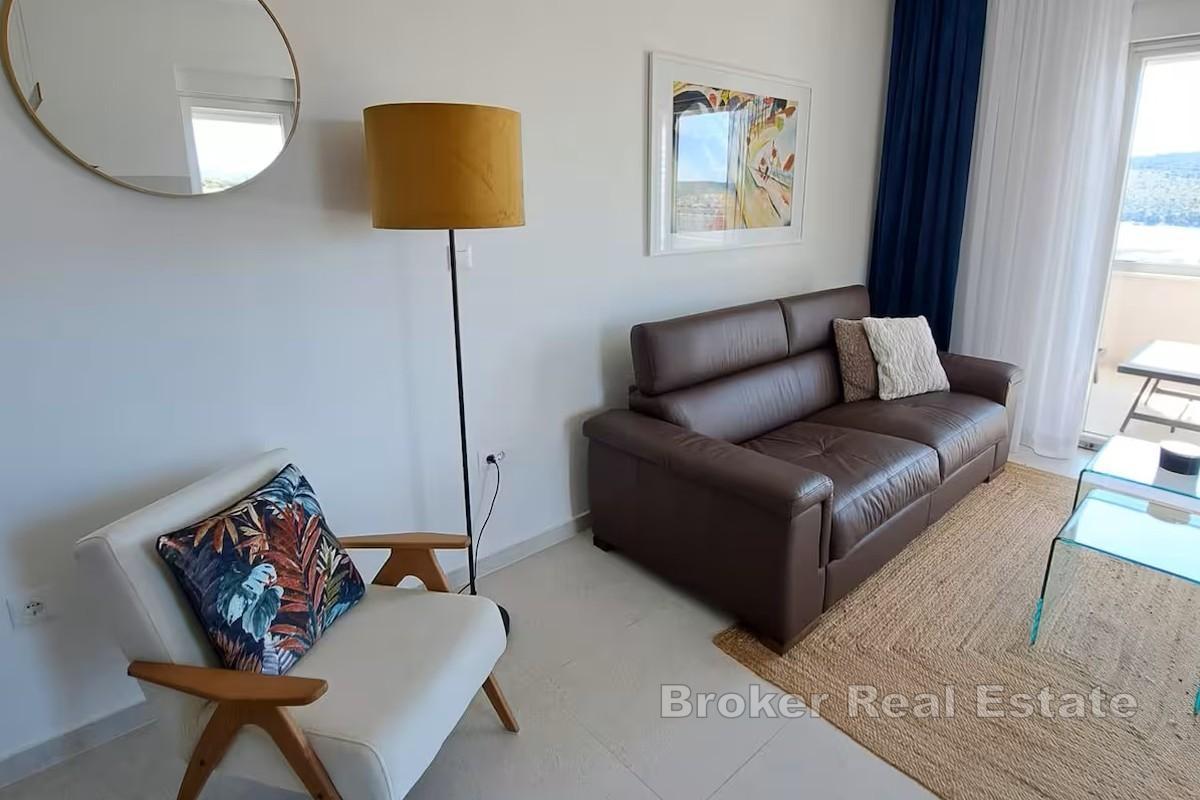 Appartement moderne avec vue mer et piscine