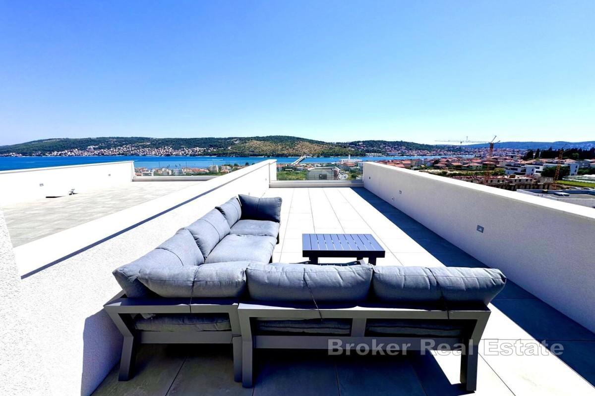 Appartement moderne avec vue mer et piscine