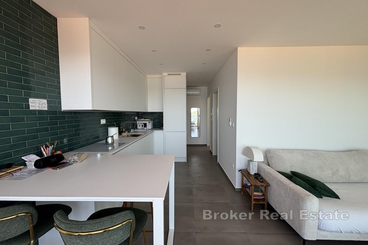 Luxuriöse Penthouse-Wohnung mit offenem Meerblick