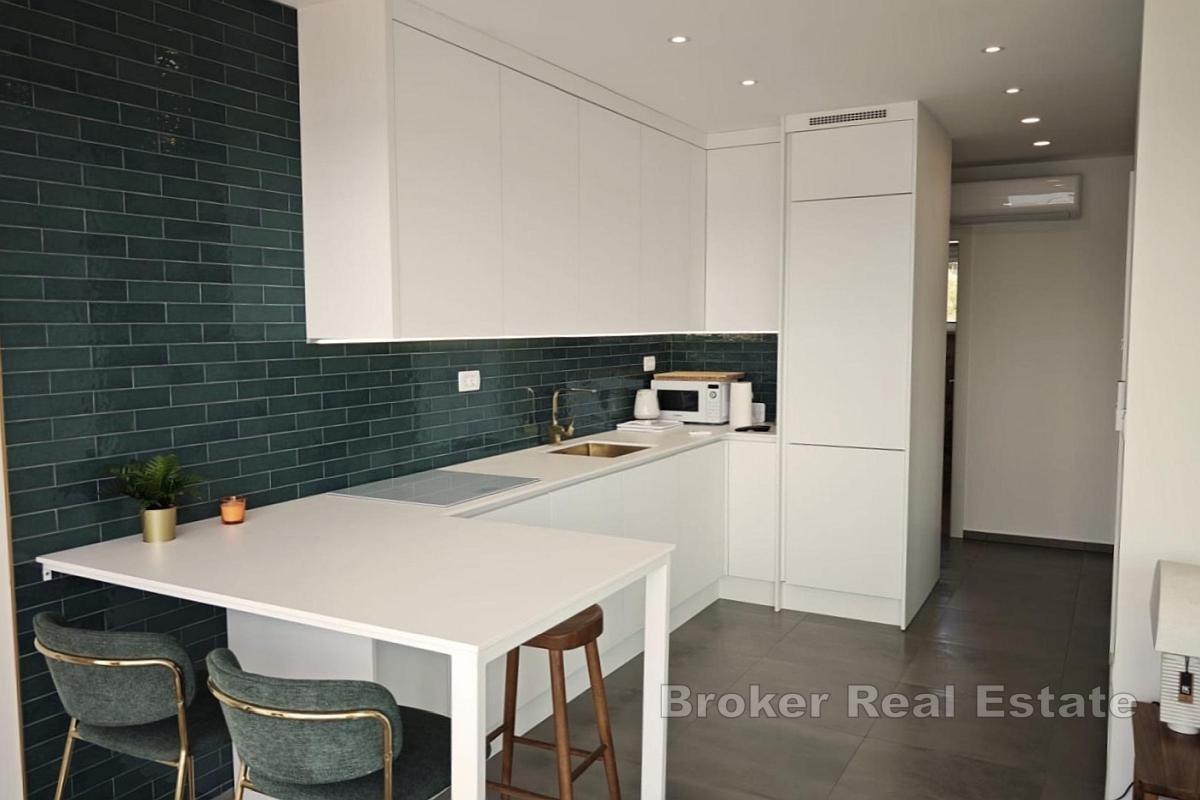 Luxuriöse Penthouse-Wohnung mit offenem Meerblick