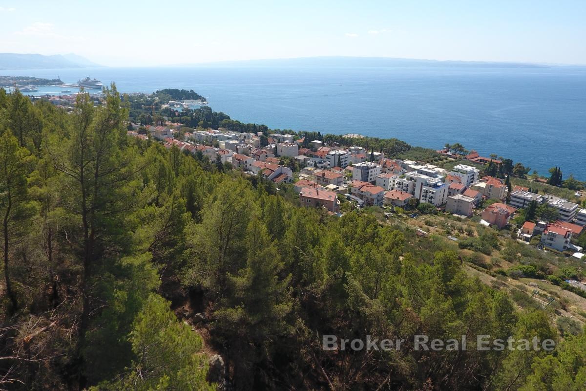 Terrain agricole avec vue mer