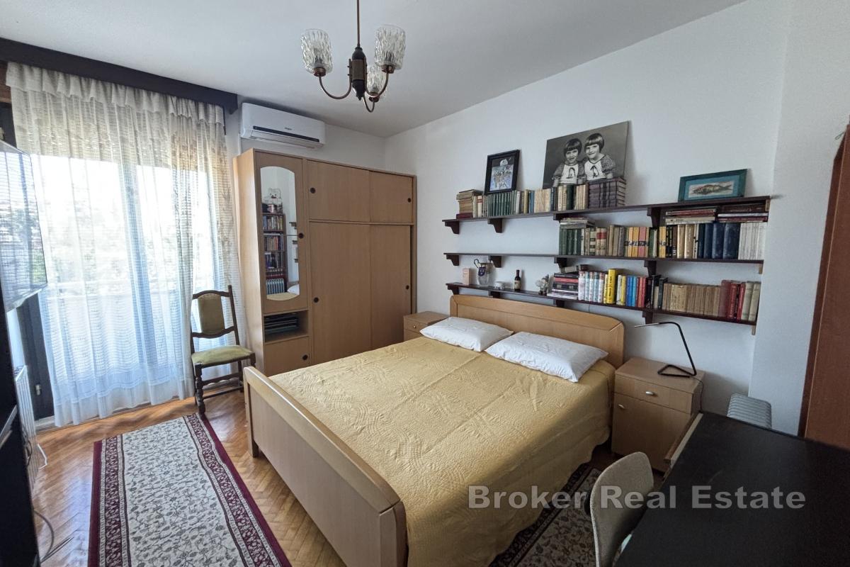 Spacieux appartement de trois chambres idéalement situé