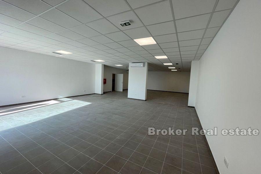 Solin, espace commercial dans un endroit achalandé