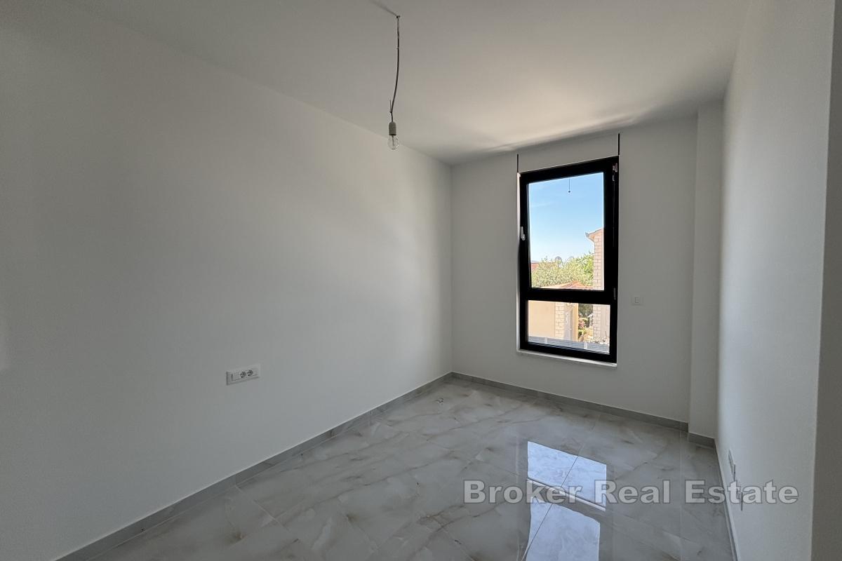 Nowoczesny apartament z dwiema sypialniami i widokiem na morze