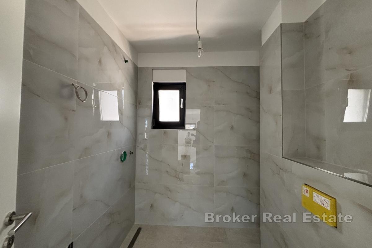 Nowoczesny apartament z dwiema sypialniami i widokiem na morze