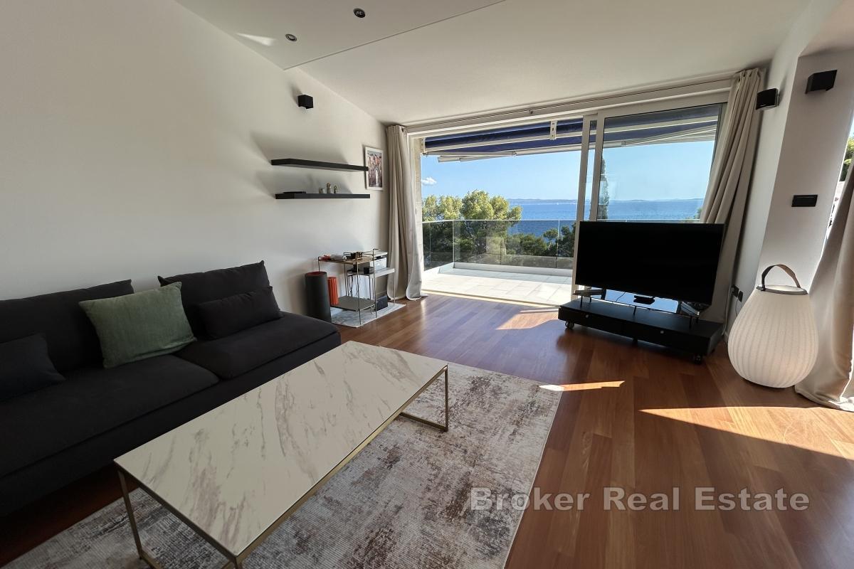 Exkluzivní penthouse v prestižní lokalitě - první řada u moře