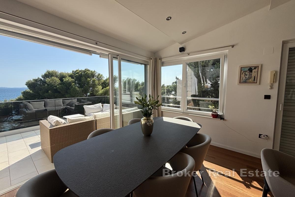 Exkluzivní penthouse v prestižní lokalitě - první řada u moře