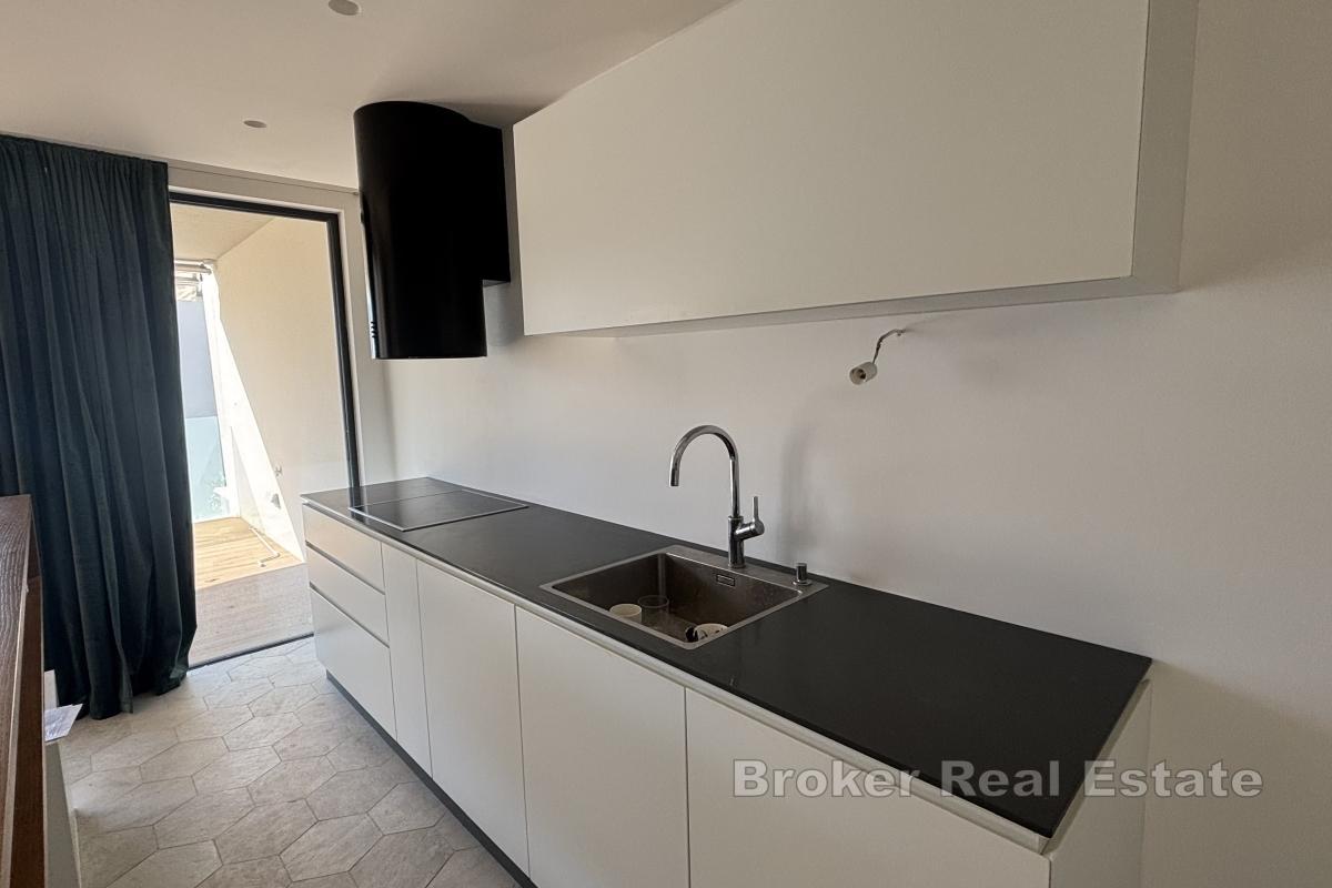 Роскошная квартира в новом доме с парковочным местом в гараже