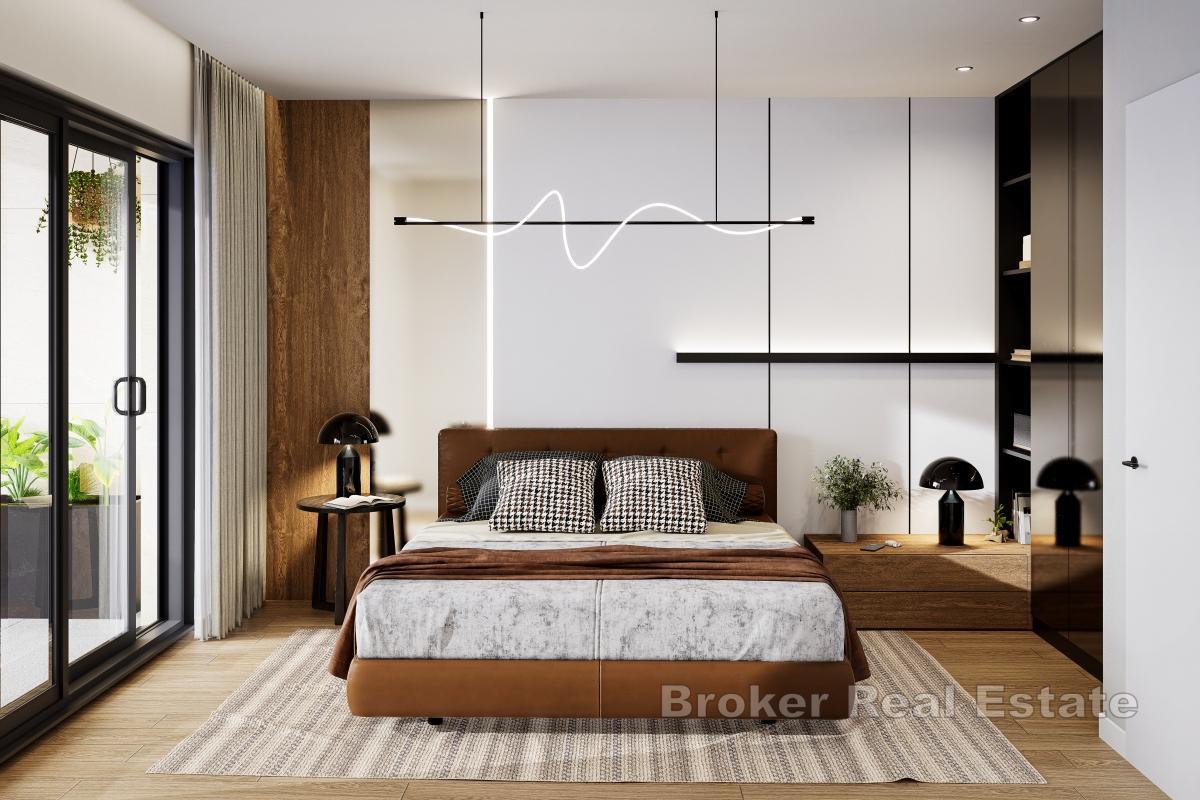 Izvanredan dvoetažan stan u prvom redu do mora