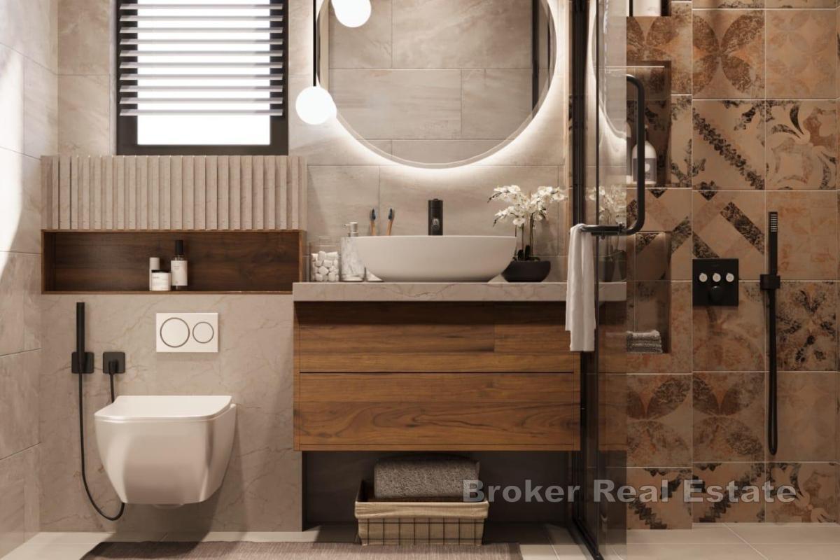 Nowoczesny, dwupoziomowy apartament typu penthouse z widokiem na otwarte morze