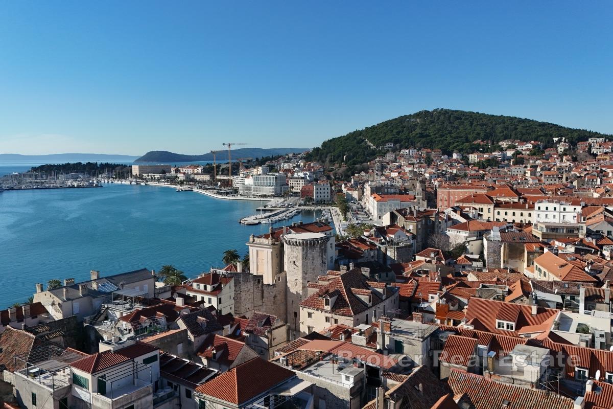 Propriété unique à fort potentiel en plein cœur de la ville