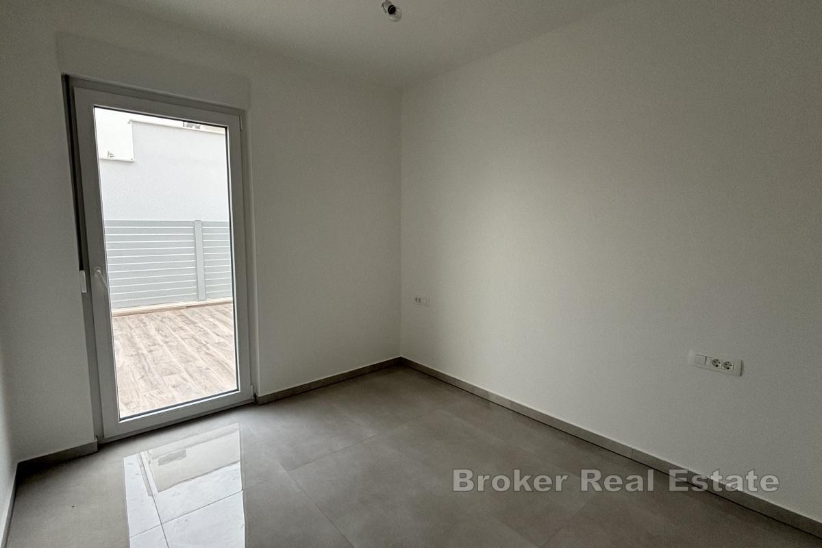 Современная двухкомнатная квартира с просторной террасой