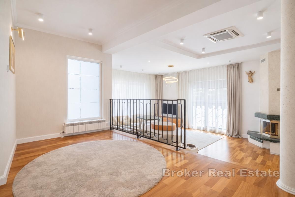 Luxuriöse Villa mit Pool und absoluter Privatsphäre