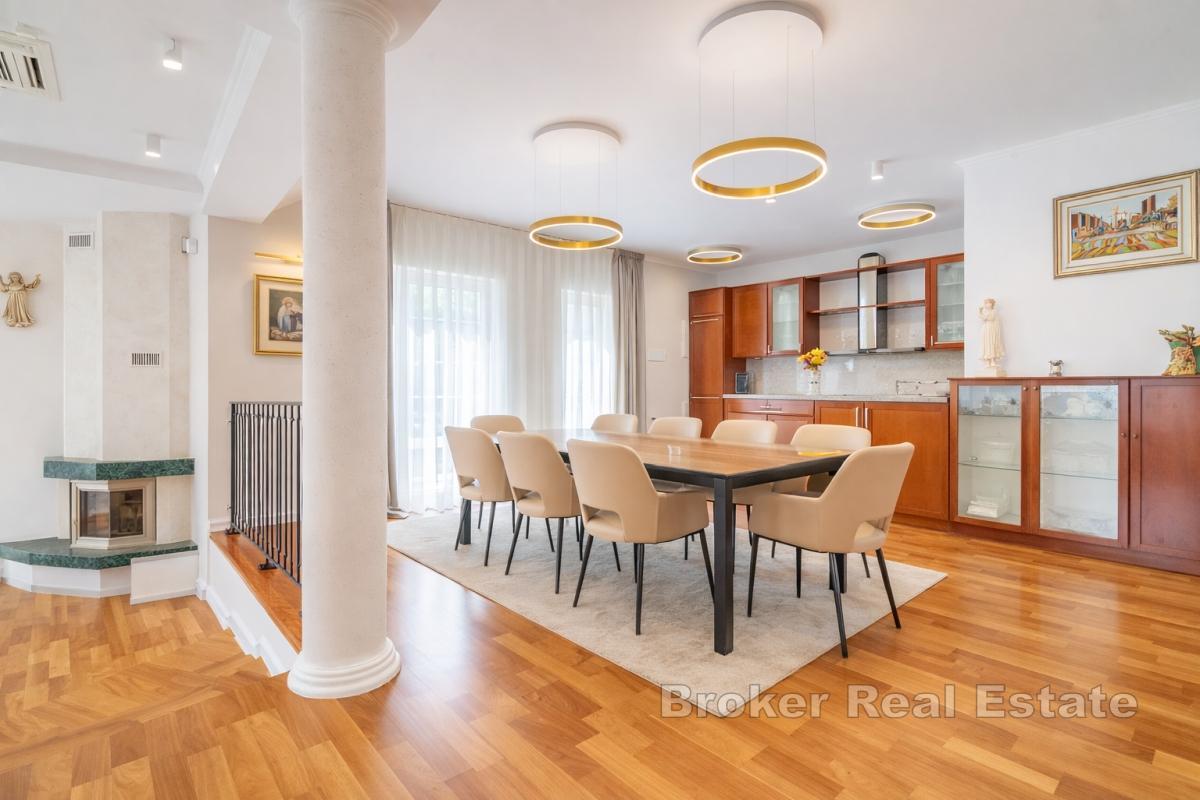 Luxuriöse Villa mit Pool und absoluter Privatsphäre