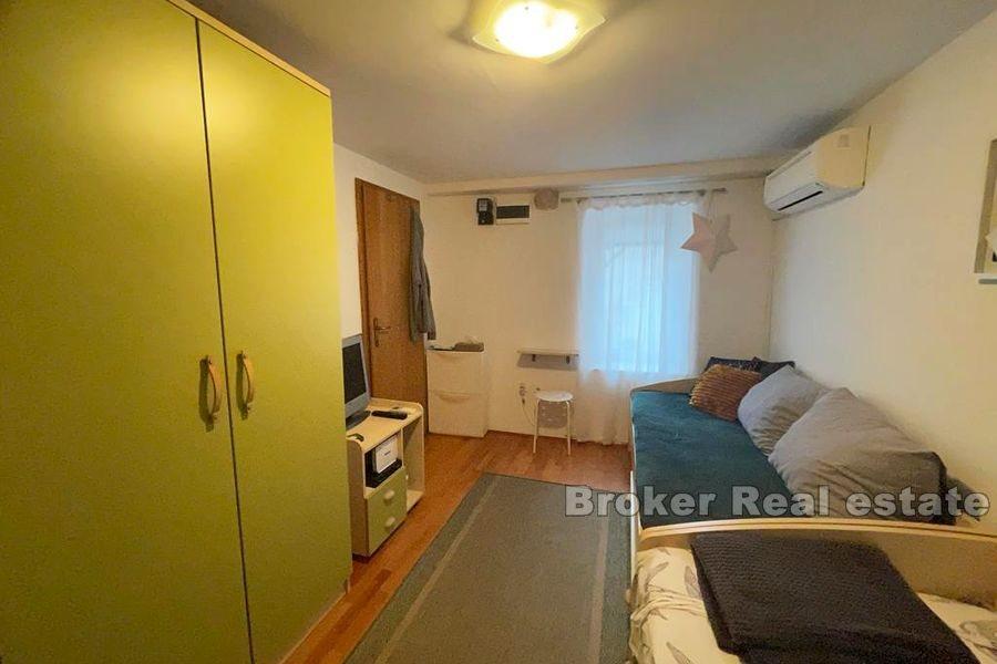 Appartement d'une chambre près du front de mer