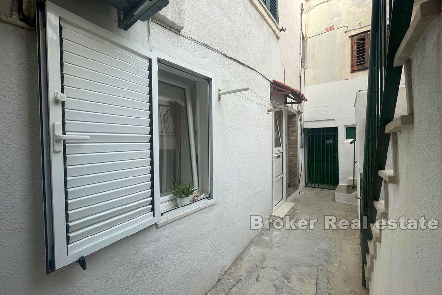 One bedroom apartment near the waterfront