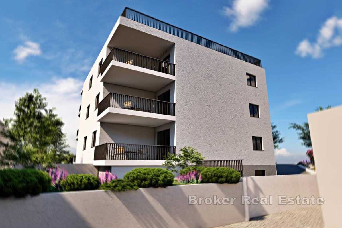 Moderan dvosoban penthouse stan s pogledom na more