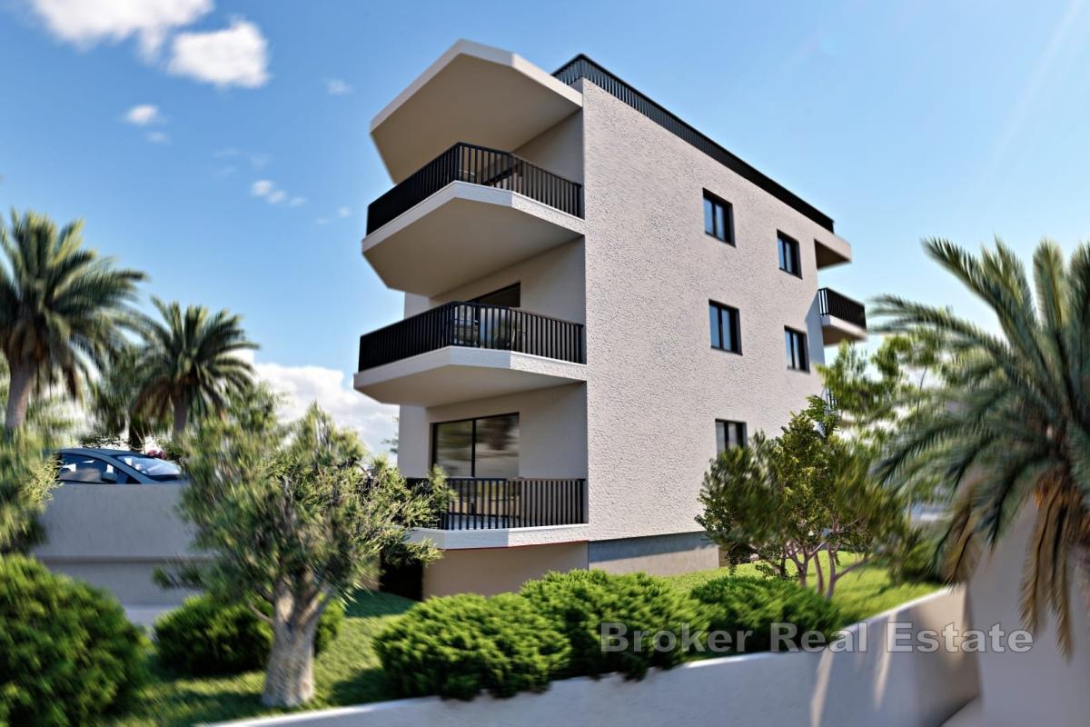 Dvoupokojový penthouse apartmán se střešní terasou a výhledem na moře