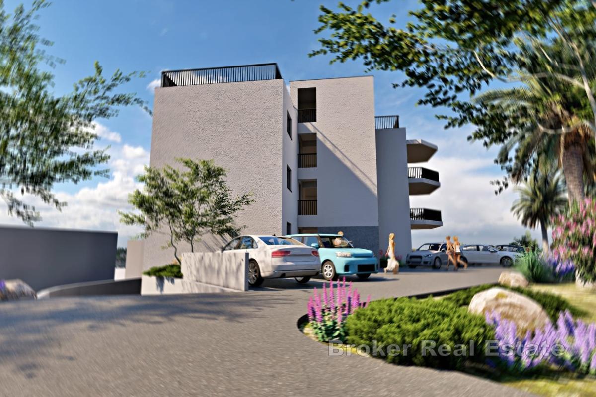 Dwupokojowy apartament typu penthouse z tarasem na dachu i widokiem na morze