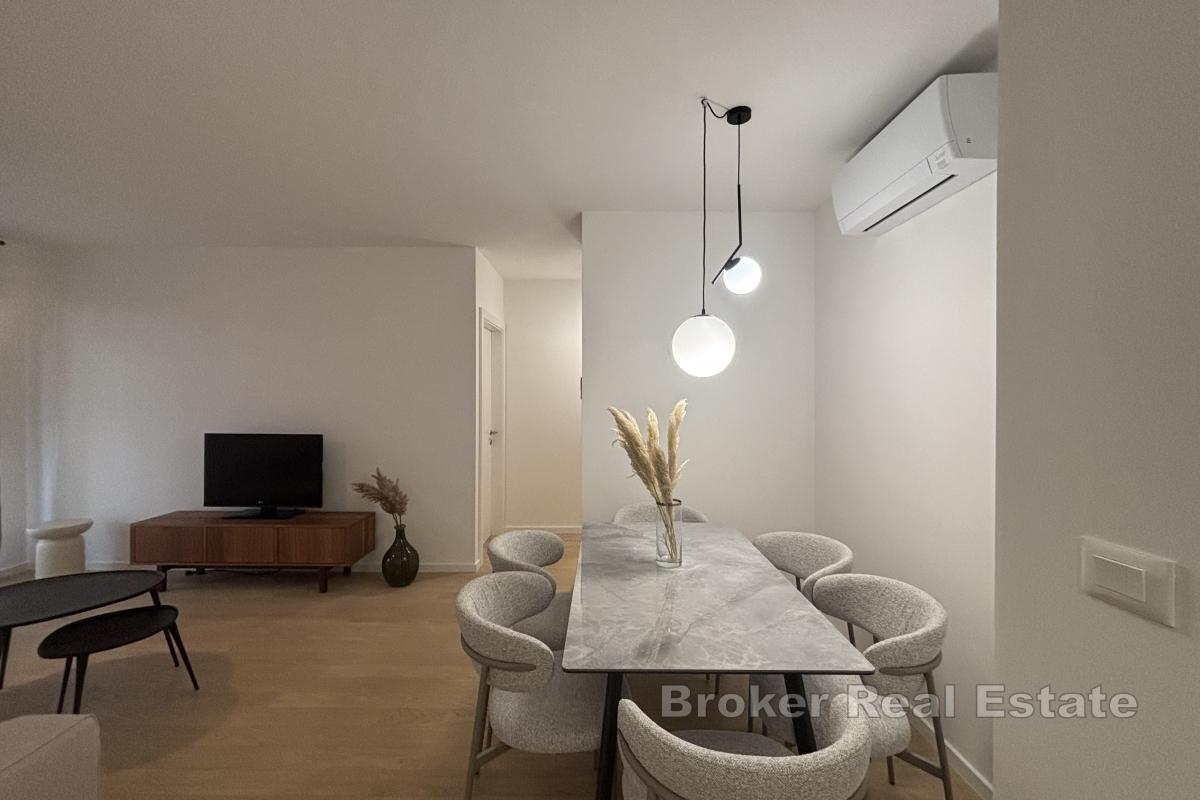 Appartement moderne de deux chambres dans un immeuble neuf