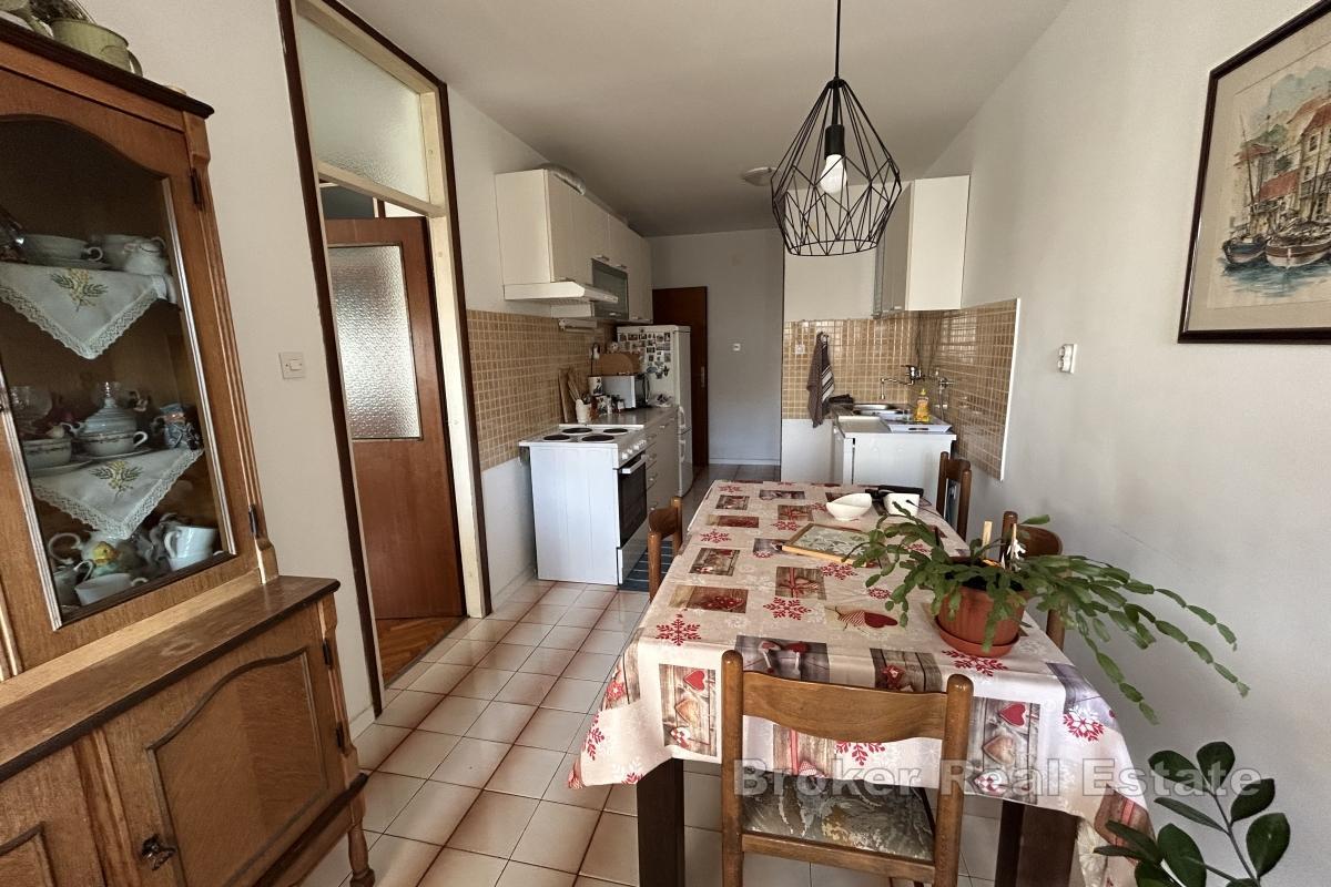 Appartement confortable de trois chambres