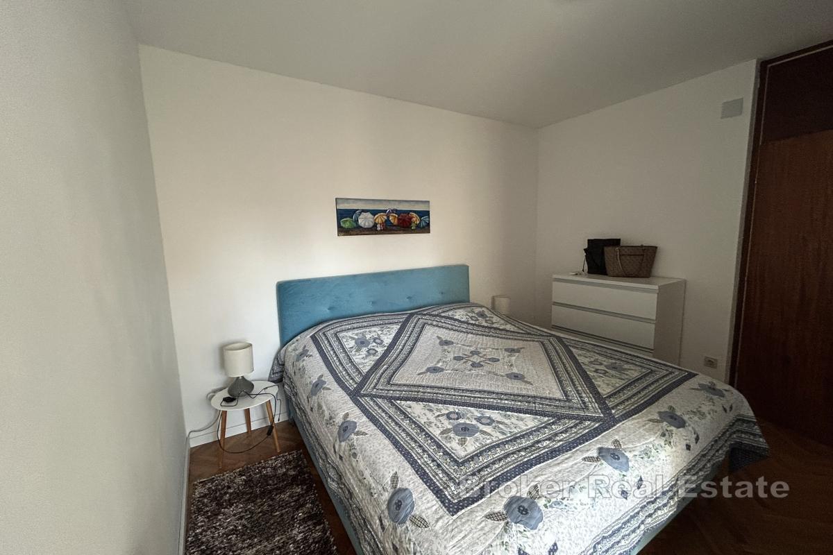 Comodo appartamento con tre camere da letto